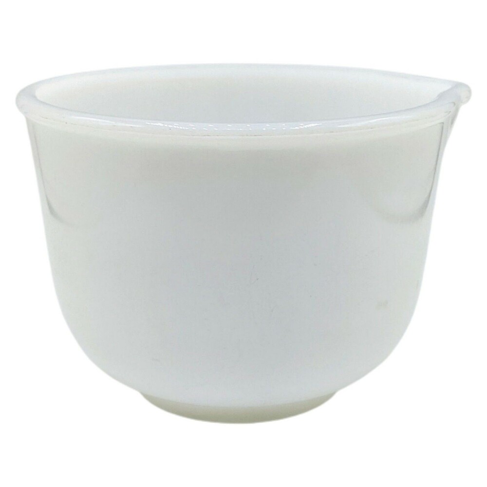 Sm Vtg Glasbake 20 CJ White Glass Spout Sunbeam Mixmaster Mixing Bowl 1.5 Quart